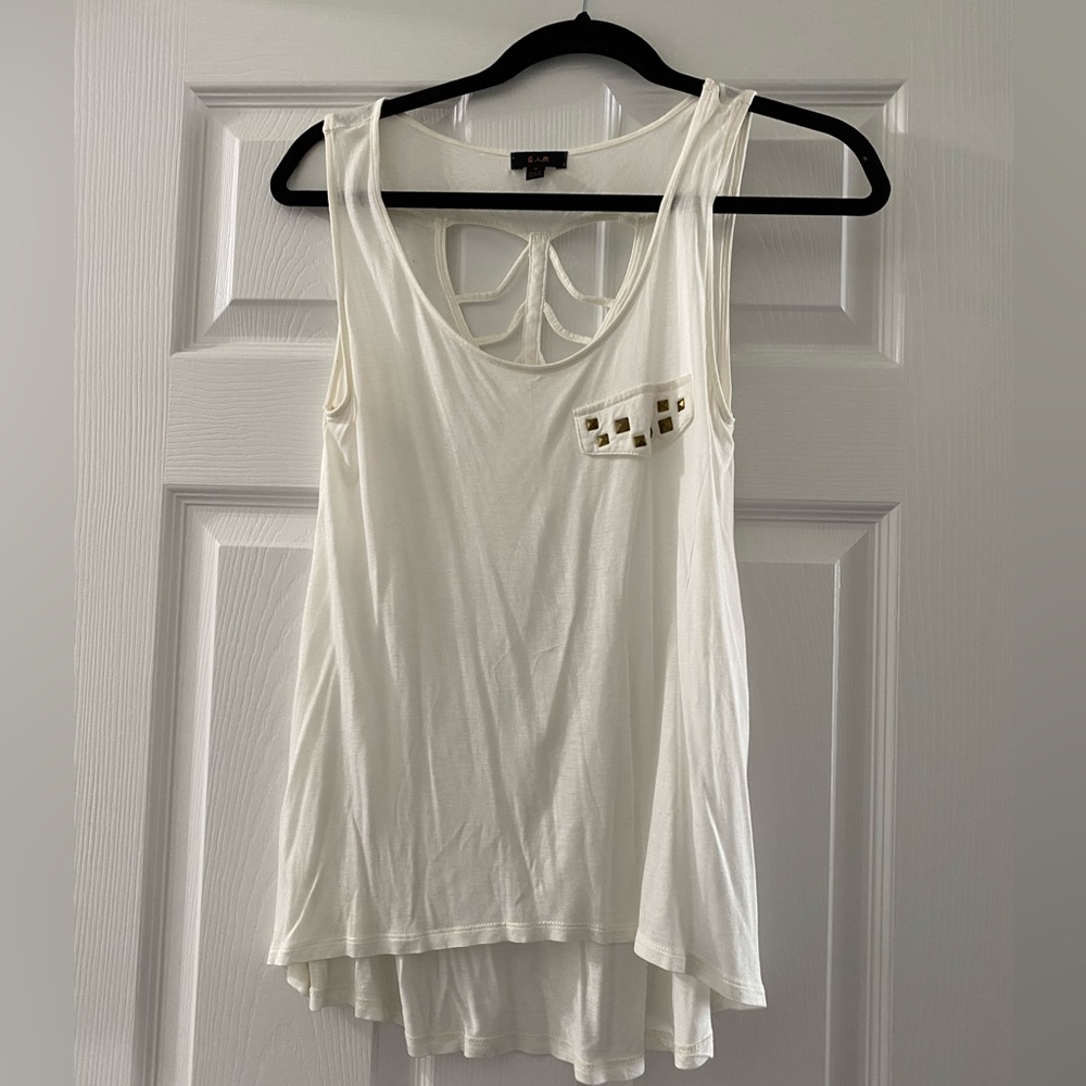 Women’s size small shirt with open back